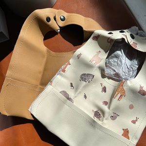 NIB Gathre Bibs Camel & Menagerie
